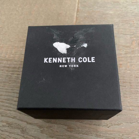 Kenneth Cole Men Watch - Picture 5 of 5